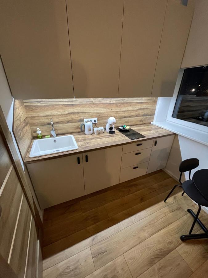 Airport Apartment 32 Self Check-In Free Parking 维尔纽斯 外观 照片
